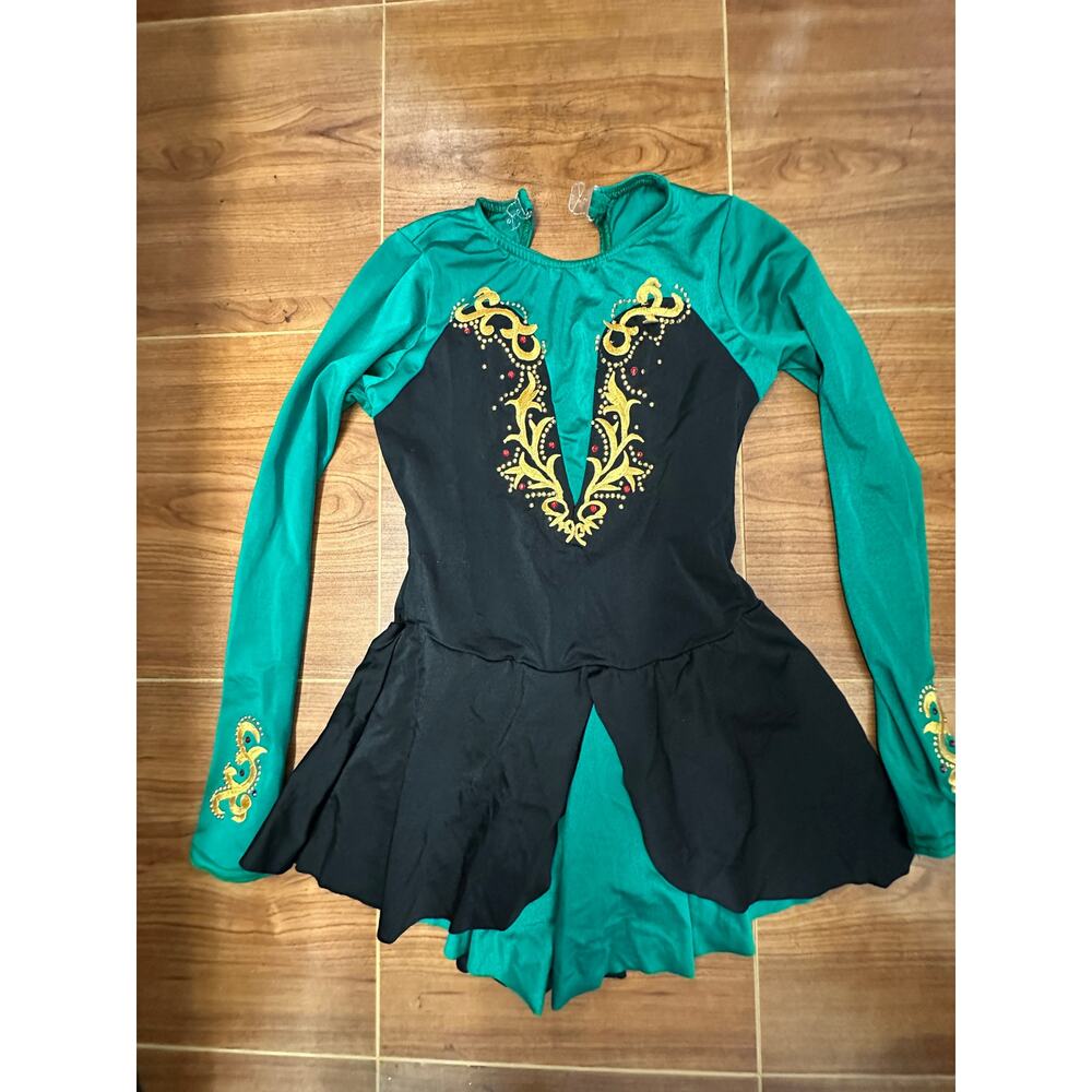 Dance Costume SA Green Costume Gallery 15829 Dancing Ice Skating Clogging Ballet
